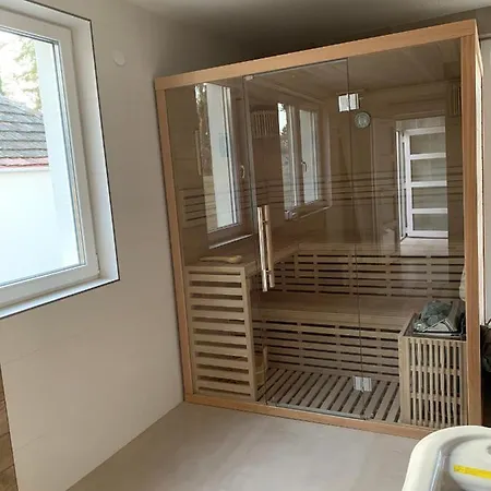 Molo Wellness Apartment *